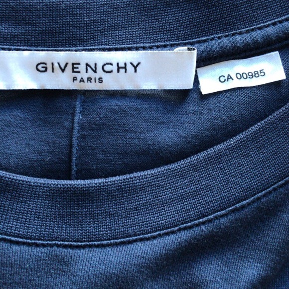 SOLD Givenchy 19520 Jesus Shirt - Picture 3 of 4
